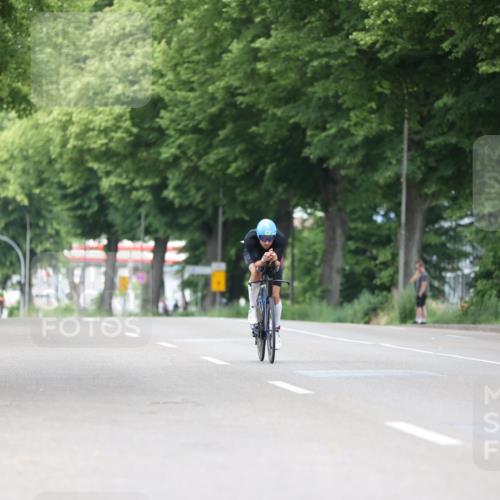 15.06.2025 - 7 Türme Triathlon Yannick Fuchs http://msf.ph/oto/7990855 15.06.2025 11:56:05 Radfahren  meine-sportfotos.de