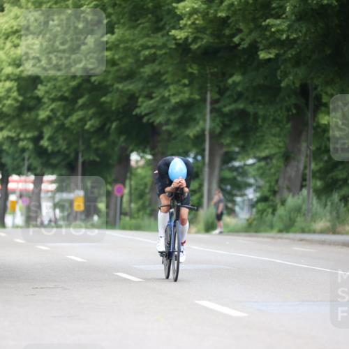 15.06.2025 - 7 Türme Triathlon Yannick Fuchs http://msf.ph/oto/7990862 15.06.2025 11:56:05 Radfahren  meine-sportfotos.de
