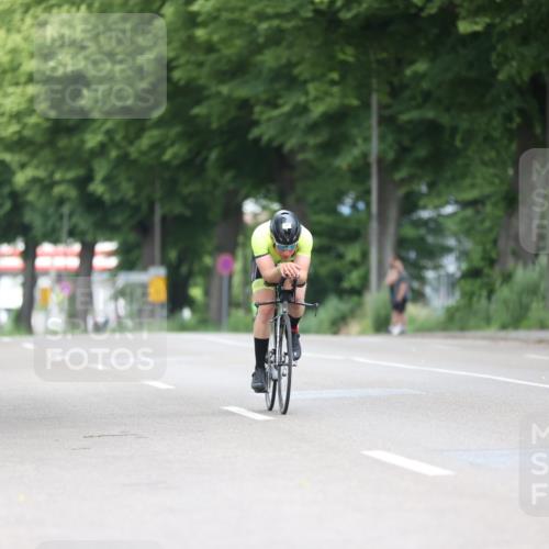 15.06.2025 - 7 Türme Triathlon Yannick Fuchs http://msf.ph/oto/7990923 15.06.2025 11:56:16 Radfahren 207 meine-sportfotos.de