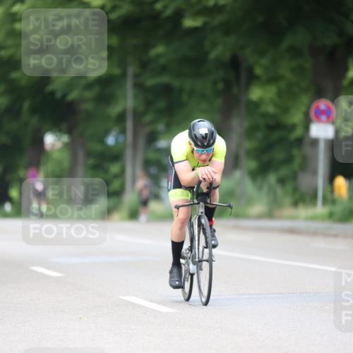 15.06.2025 - 7 Türme Triathlon Yannick Fuchs http://msf.ph/oto/7990930 15.06.2025 11:56:17 Radfahren 207 meine-sportfotos.de