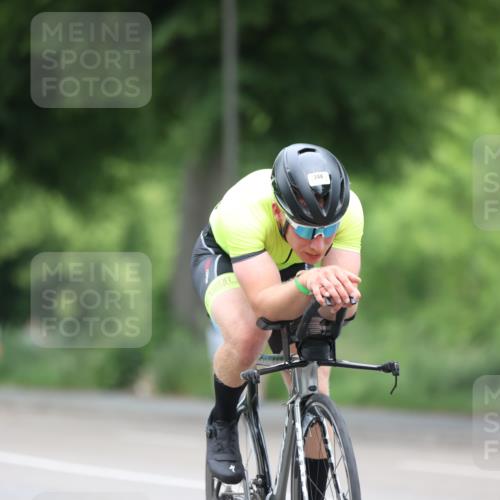 15.06.2025 - 7 Türme Triathlon Yannick Fuchs http://msf.ph/oto/7990952 15.06.2025 11:56:17 Radfahren 207 meine-sportfotos.de