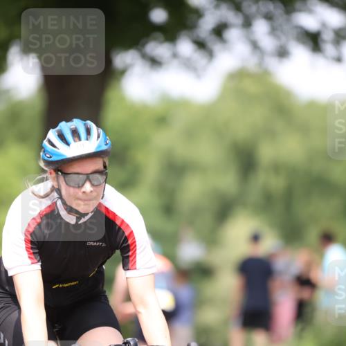 15.06.2025 - 7 Türme Triathlon Yannick Fuchs http://msf.ph/oto/7990962 15.06.2025 13:04:16 Radfahren 333, 421, 815, 875, 1059, 1063, 1088, 1097 meine-sportfotos.de