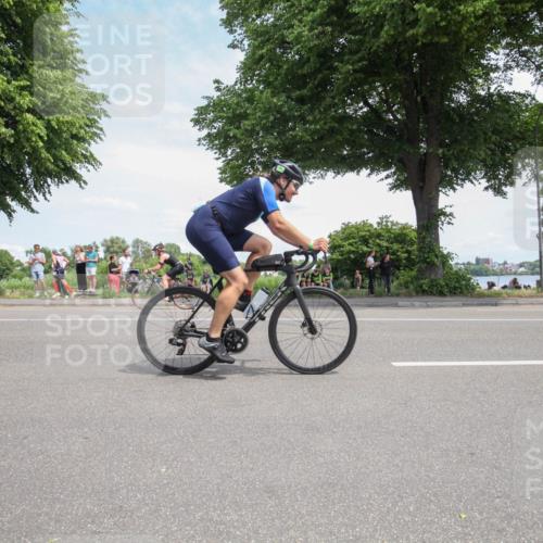 15.06.2025 - 7 Türme Triathlon Yannick Fuchs http://msf.ph/oto/7990965 15.06.2025 13:19:02 Radfahren 197, 725, 820, 867, 962, 1086 meine-sportfotos.de