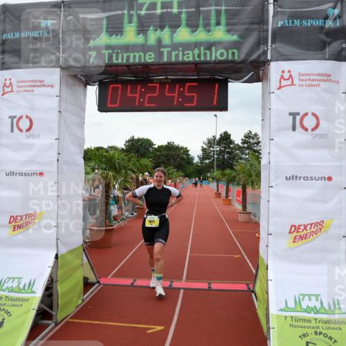 15.06.2025 - 7 Türme Triathlon Michael Strokosch http://msf.ph/oto/7990990 15.06.2025 14:24:51 Ziel 575, 764, 1021, 1046 meine-sportfotos.de