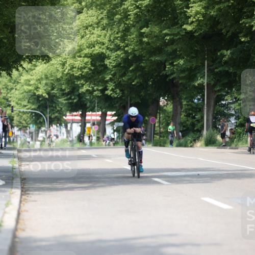 15.06.2025 - 7 Türme Triathlon Yannick Fuchs http://msf.ph/oto/7991016 15.06.2025 13:04:18 Radfahren 333, 421, 815, 875, 1059, 1063, 1088, 1097 meine-sportfotos.de