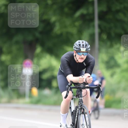 15.06.2025 - 7 Türme Triathlon Yannick Fuchs http://msf.ph/oto/7991017 15.06.2025 11:56:25 Radfahren 211, 303 meine-sportfotos.de