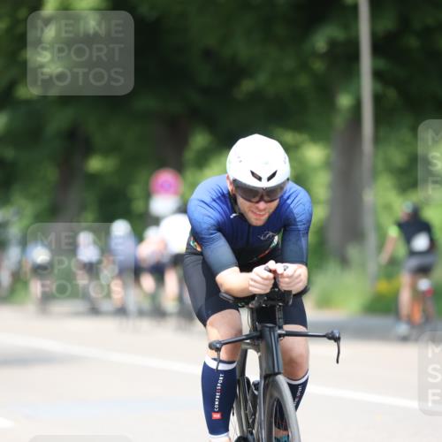 15.06.2025 - 7 Türme Triathlon Yannick Fuchs http://msf.ph/oto/7991062 15.06.2025 13:04:20 Radfahren 271, 333, 815, 875, 1059, 1063, 1088, 1097 meine-sportfotos.de