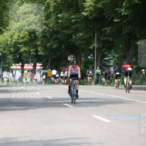 15.06.2025 - 7 Türme Triathlon Yannick Fuchs http://msf.ph/oto/7991090 15.06.2025 13:04:29 Radfahren 271, 379 meine-sportfotos.de