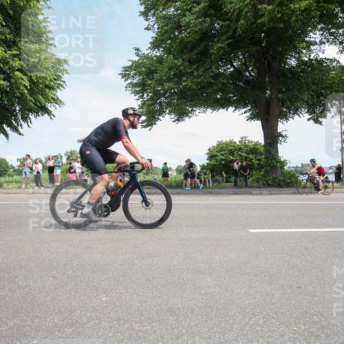 15.06.2025 - 7 Türme Triathlon Yannick Fuchs http://msf.ph/oto/7991098 15.06.2025 13:20:06 Radfahren 429, 588, 871, 1061 meine-sportfotos.de