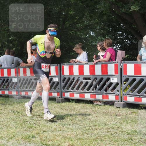 21.06.2025 - 27. Vierlanden-Triathlon KatJ http://msf.ph/oto/7991143 15.06.2025 12:30:56 Laufen  meine-sportfotos.de