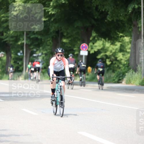 15.06.2025 - 7 Türme Triathlon Yannick Fuchs http://msf.ph/oto/7991162 15.06.2025 13:04:31 Radfahren 379 meine-sportfotos.de