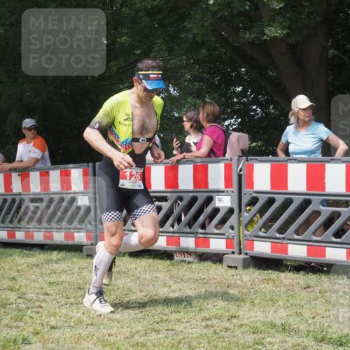21.06.2025 - 27. Vierlanden-Triathlon KatJ http://msf.ph/oto/7991165 15.06.2025 12:30:56 Laufen  meine-sportfotos.de