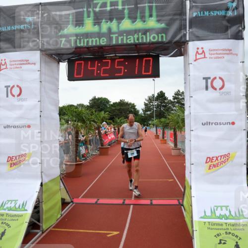 15.06.2025 - 7 Türme Triathlon Michael Strokosch http://msf.ph/oto/7991186 15.06.2025 14:25:10 Ziel 380, 932, 1030 meine-sportfotos.de