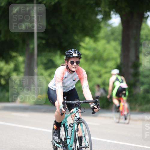 15.06.2025 - 7 Türme Triathlon Yannick Fuchs http://msf.ph/oto/7991203 15.06.2025 13:04:32 Radfahren 379, 816 meine-sportfotos.de
