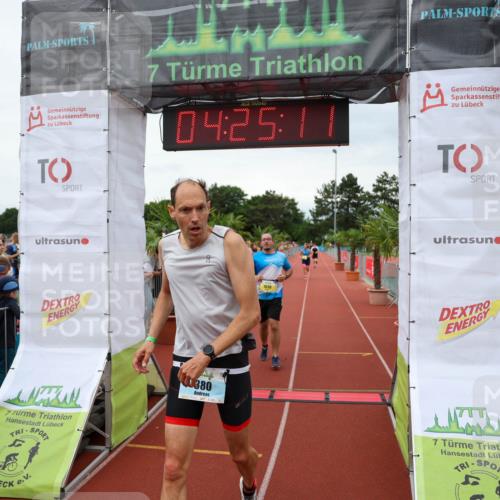 15.06.2025 - 7 Türme Triathlon Michael Strokosch http://msf.ph/oto/7991229 15.06.2025 14:25:11 Ziel 380, 932, 977, 1030 meine-sportfotos.de