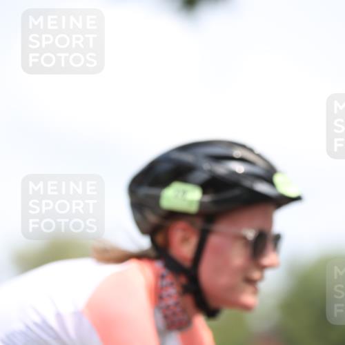 15.06.2025 - 7 Türme Triathlon Yannick Fuchs http://msf.ph/oto/7991276 15.06.2025 13:04:33 Radfahren 379, 816 meine-sportfotos.de