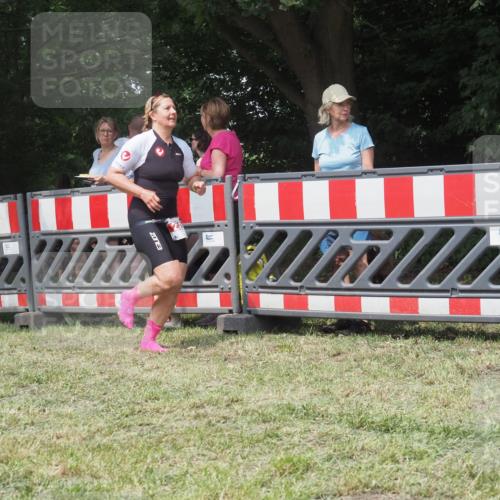 21.06.2025 - 27. Vierlanden-Triathlon KatJ http://msf.ph/oto/7991289 15.06.2025 12:31:39 Laufen  meine-sportfotos.de