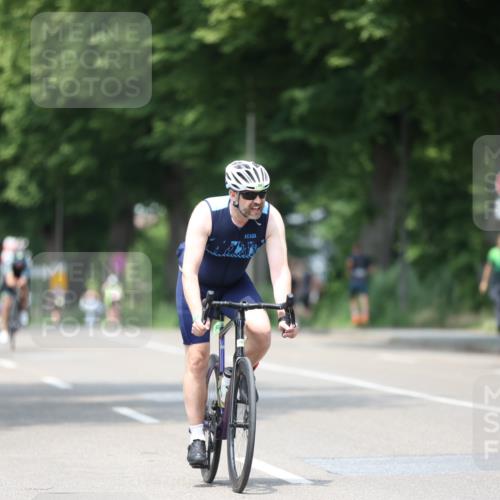 15.06.2025 - 7 Türme Triathlon Yannick Fuchs http://msf.ph/oto/7991319 15.06.2025 13:04:45 Radfahren 502, 884 meine-sportfotos.de