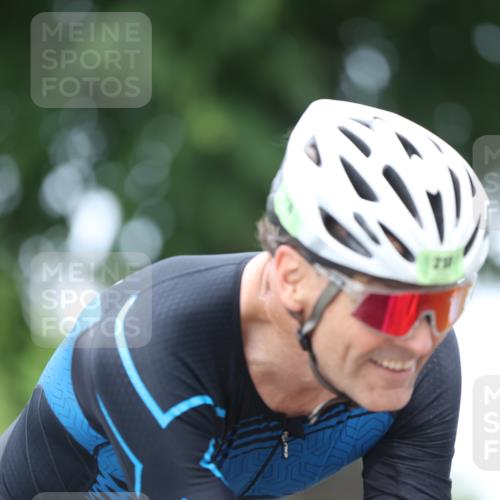 15.06.2025 - 7 Türme Triathlon Yannick Fuchs http://msf.ph/oto/7991339 15.06.2025 11:57:16 Radfahren 218 meine-sportfotos.de