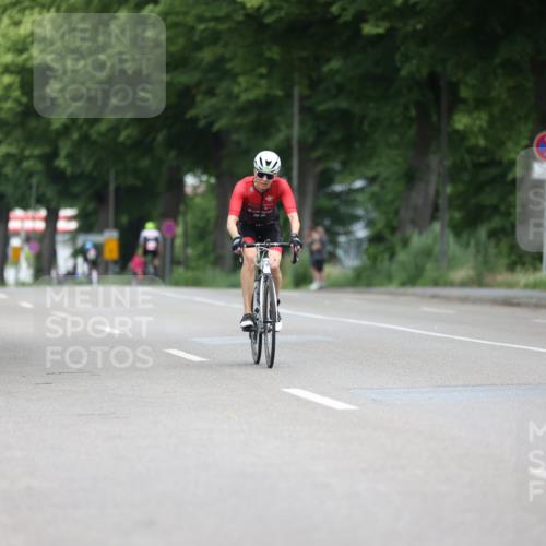 15.06.2025 - 7 Türme Triathlon Yannick Fuchs http://msf.ph/oto/7991368 15.06.2025 11:57:45 Radfahren 243, 244 meine-sportfotos.de