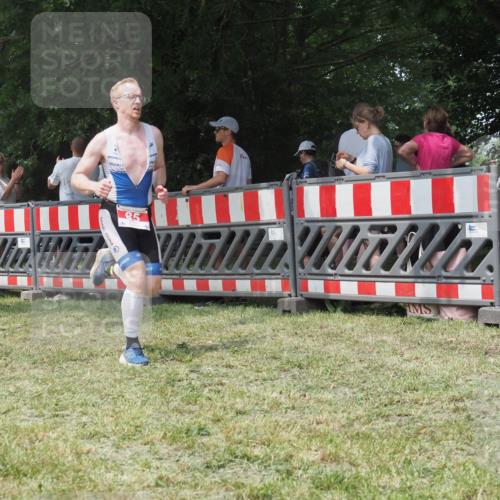 21.06.2025 - 27. Vierlanden-Triathlon KatJ http://msf.ph/oto/7991447 15.06.2025 12:33:33 Laufen  meine-sportfotos.de