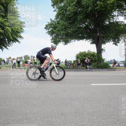 15.06.2025 - 7 Türme Triathlon Yannick Fuchs http://msf.ph/oto/7991478 15.06.2025 13:23:53 Radfahren 458, 471, 591, 874, 908, 1016, 1170 meine-sportfotos.de