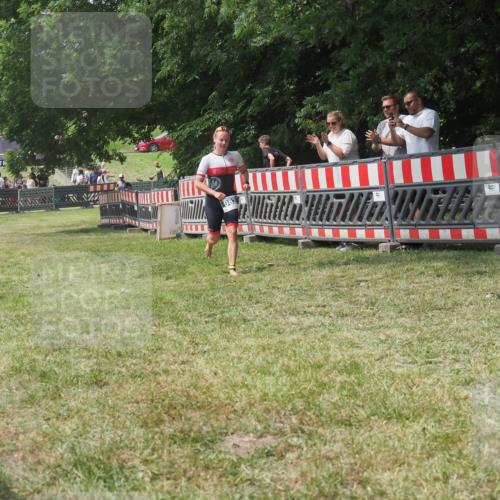 21.06.2025 - 27. Vierlanden-Triathlon KatJ http://msf.ph/oto/7991503 15.06.2025 12:33:51 Laufen  meine-sportfotos.de