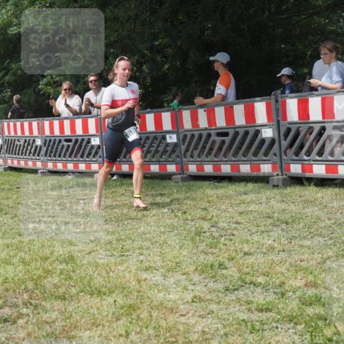 21.06.2025 - 27. Vierlanden-Triathlon KatJ http://msf.ph/oto/7991562 15.06.2025 12:33:53 Laufen  meine-sportfotos.de
