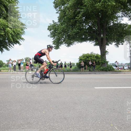 15.06.2025 - 7 Türme Triathlon Yannick Fuchs http://msf.ph/oto/7991673 15.06.2025 13:24:57 Radfahren 208, 309, 371, 373, 473, 550 meine-sportfotos.de