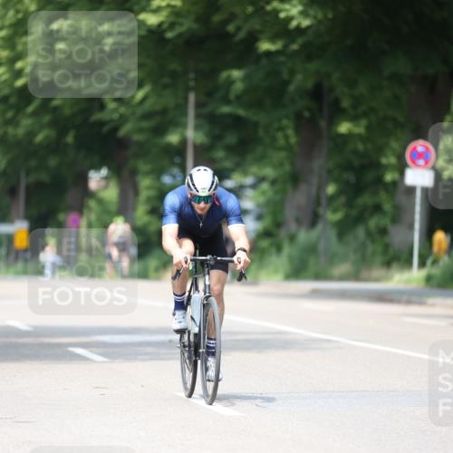 15.06.2025 - 7 Türme Triathlon Yannick Fuchs http://msf.ph/oto/7991679 15.06.2025 13:04:53 Radfahren 464, 474, 502, 944, 1007, 1082 meine-sportfotos.de