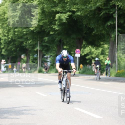 15.06.2025 - 7 Türme Triathlon Yannick Fuchs http://msf.ph/oto/7991690 15.06.2025 13:04:54 Radfahren 464, 474, 502, 944, 1007, 1082 meine-sportfotos.de