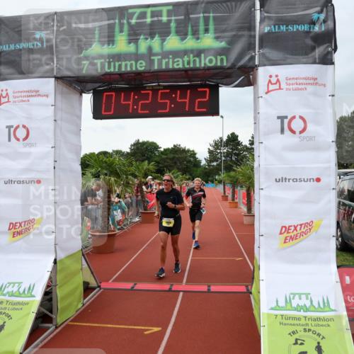 15.06.2025 - 7 Türme Triathlon Michael Strokosch http://msf.ph/oto/7991717 15.06.2025 14:25:42 Ziel 461, 936, 1009 meine-sportfotos.de