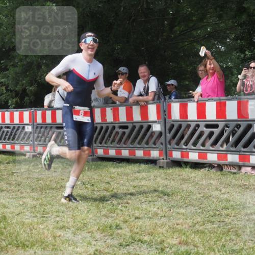 21.06.2025 - 27. Vierlanden-Triathlon KatJ http://msf.ph/oto/7991725 15.06.2025 12:34:19 Laufen  meine-sportfotos.de