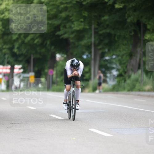 15.06.2025 - 7 Türme Triathlon Yannick Fuchs http://msf.ph/oto/7991762 15.06.2025 11:59:06 Radfahren  meine-sportfotos.de