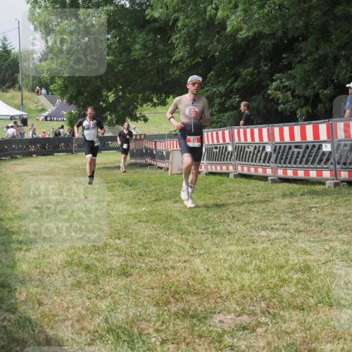 21.06.2025 - 27. Vierlanden-Triathlon KatJ http://msf.ph/oto/7991782 15.06.2025 12:34:28 Laufen  meine-sportfotos.de