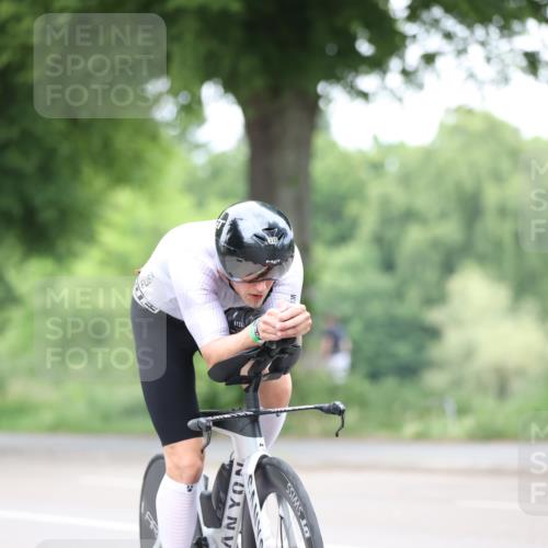 15.06.2025 - 7 Türme Triathlon Yannick Fuchs http://msf.ph/oto/7991785 15.06.2025 11:59:08 Radfahren  meine-sportfotos.de