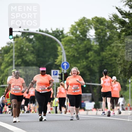 15.06.2025 - REWE Women's Run Dr. Thomas Lammeyer http://msf.ph/oto/7991797 15.06.2025 10:51:39 Laufen 5409, 5338, 5569 meine-sportfotos.de