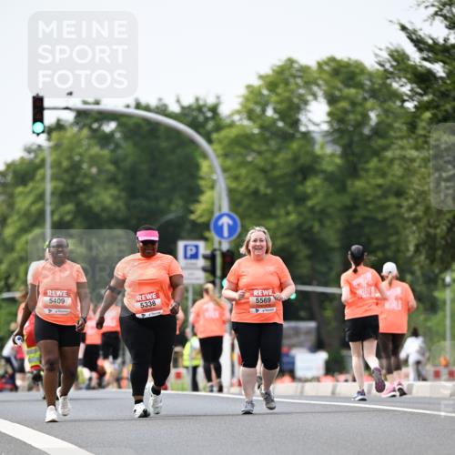15.06.2025 - REWE Women's Run Dr. Thomas Lammeyer http://msf.ph/oto/7991807 15.06.2025 10:51:40 Laufen 5409, 5338, 5569 meine-sportfotos.de