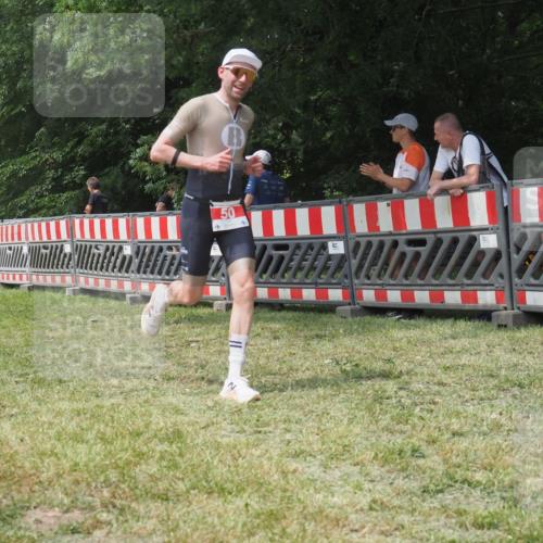 21.06.2025 - 27. Vierlanden-Triathlon KatJ http://msf.ph/oto/7991818 15.06.2025 12:34:30 Laufen  meine-sportfotos.de
