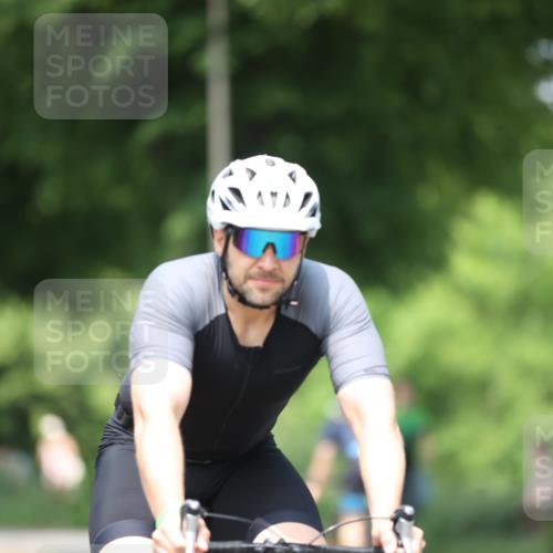 15.06.2025 - 7 Türme Triathlon Yannick Fuchs http://msf.ph/oto/7991835 15.06.2025 13:04:59 Radfahren 474, 1082 meine-sportfotos.de
