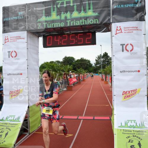 15.06.2025 - 7 Türme Triathlon Michael Strokosch http://msf.ph/oto/7991882 15.06.2025 14:25:51 Ziel 461, 1115 meine-sportfotos.de