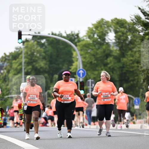 15.06.2025 - REWE Women's Run Dr. Thomas Lammeyer http://msf.ph/oto/7991901 15.06.2025 10:51:41 Laufen 5338, 5409, 5569 meine-sportfotos.de