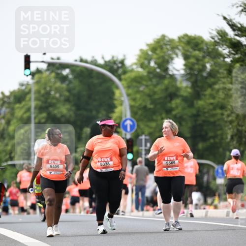 15.06.2025 - REWE Women's Run Dr. Thomas Lammeyer http://msf.ph/oto/7991945 15.06.2025 10:51:41 Laufen 5409, 5338, 5569 meine-sportfotos.de