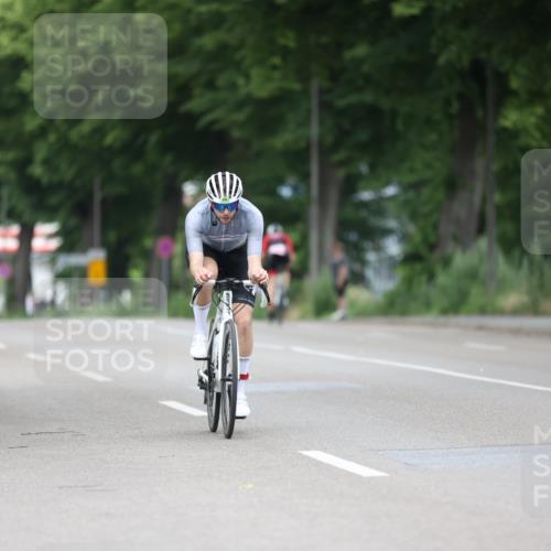 15.06.2025 - 7 Türme Triathlon Yannick Fuchs http://msf.ph/oto/7992021 15.06.2025 11:59:46 Radfahren 277 meine-sportfotos.de