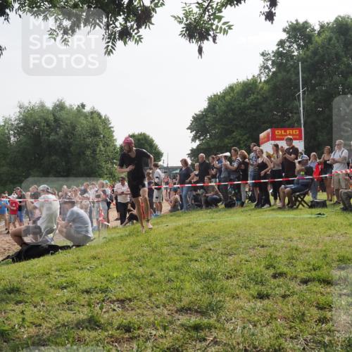 15.06.2025 - 27. Vierlanden-Triathlon KatJ http://msf.ph/oto/7992027 15.06.2025 09:52:02 Schwimmen 282, 288, 292 meine-sportfotos.de