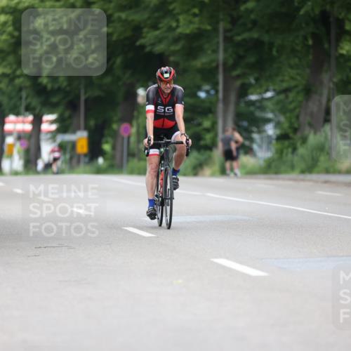 15.06.2025 - 7 Türme Triathlon Yannick Fuchs http://msf.ph/oto/7992158 15.06.2025 11:59:55 Radfahren  meine-sportfotos.de