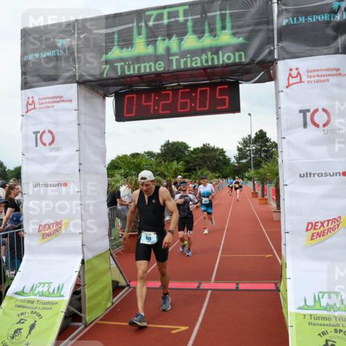 15.06.2025 - 7 Türme Triathlon Michael Strokosch http://msf.ph/oto/7992197 15.06.2025 14:26:04 Ziel 449, 562, 586, 639, 829 meine-sportfotos.de