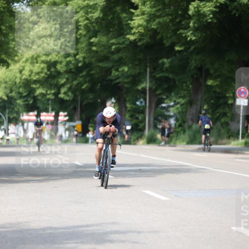 15.06.2025 - 7 Türme Triathlon Yannick Fuchs http://msf.ph/oto/7992200 15.06.2025 13:05:26 Radfahren 218, 292, 619 meine-sportfotos.de