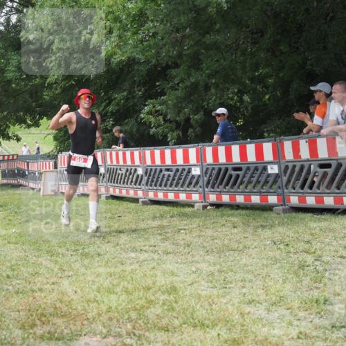21.06.2025 - 27. Vierlanden-Triathlon KatJ http://msf.ph/oto/7992202 15.06.2025 12:35:12 Laufen  meine-sportfotos.de