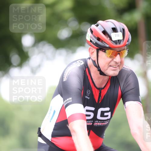 15.06.2025 - 7 Türme Triathlon Yannick Fuchs http://msf.ph/oto/7992233 15.06.2025 11:59:58 Radfahren  meine-sportfotos.de